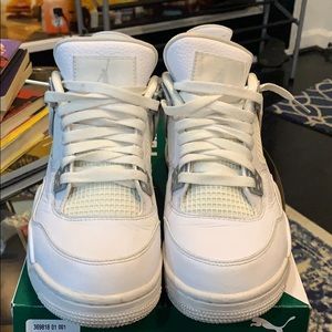 Air Jordan 4 Pure Money